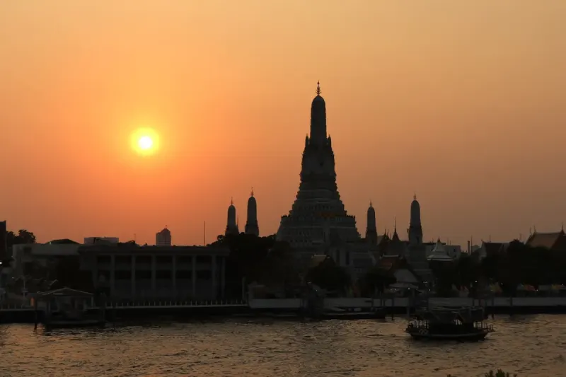 Exploring the Temples and Street Food of Bangkok